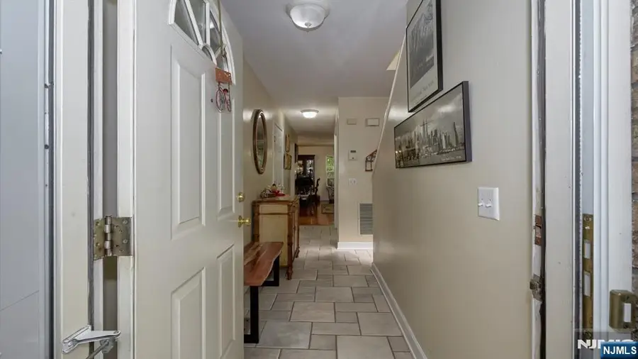 58 Parkside Court, Wayne, NJ 07470 - #3