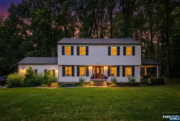 61 Heatherhill Lane, Woodcliff Lake, NJ 07677