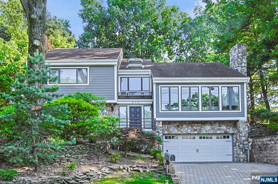 570 Grandview Terrace, Leonia, NJ 07605 - #1