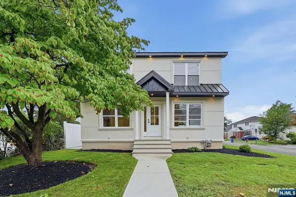 60 Lasalle Avenue, Hasbrouck Heights, NJ 07604