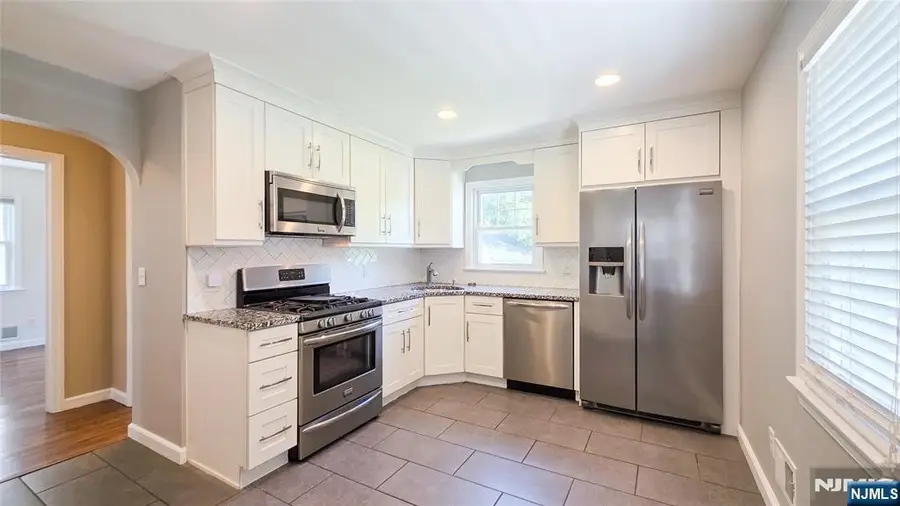 231 Linden Place, New Milford, NJ 07646 - #2