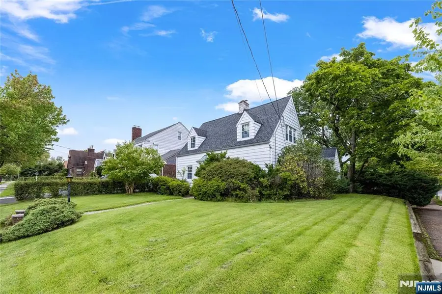 633 Prospect Avenue, Ridgefield, NJ 07657 - #2