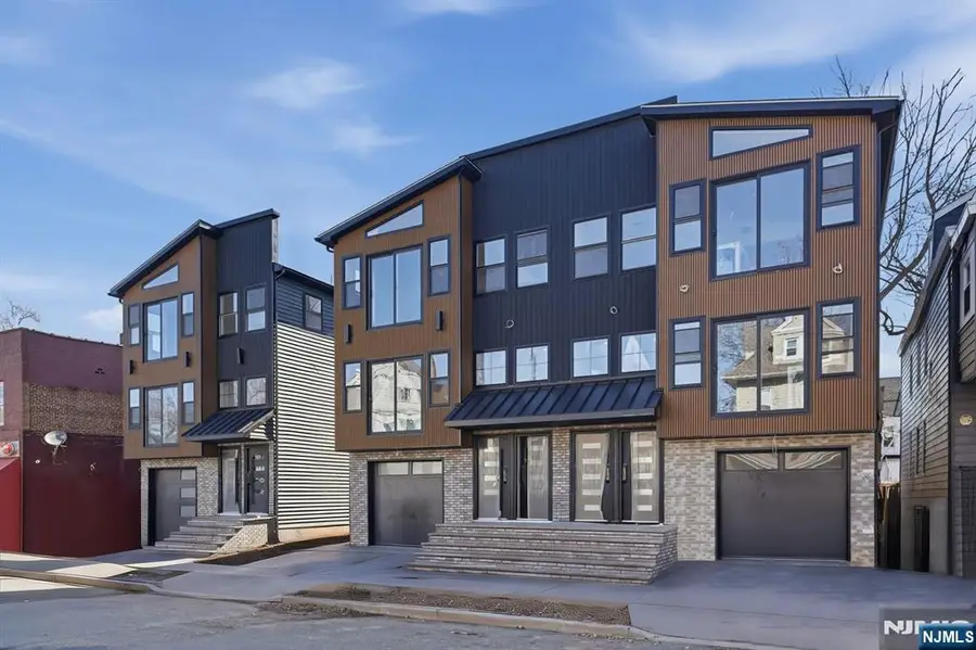 136 N 17th, East Orange, NJ 07017 - #2