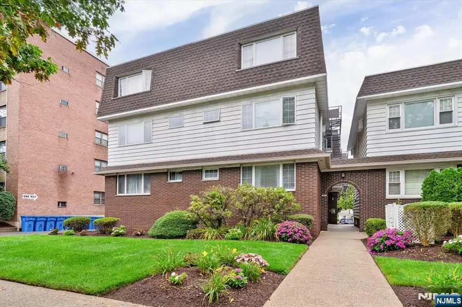101 Orient Way 2D1, Rutherford, NJ 07070 - #2