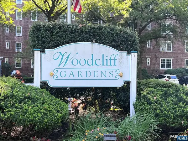 8400 Boulevard East, North Bergen, NJ 07047