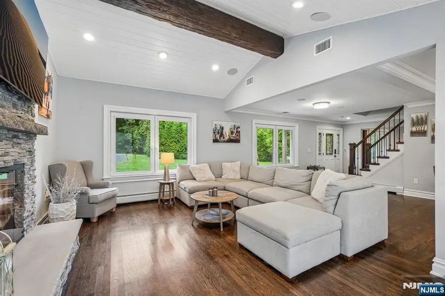 689 Colonial Road, Franklin Lakes, NJ 07417 - #3