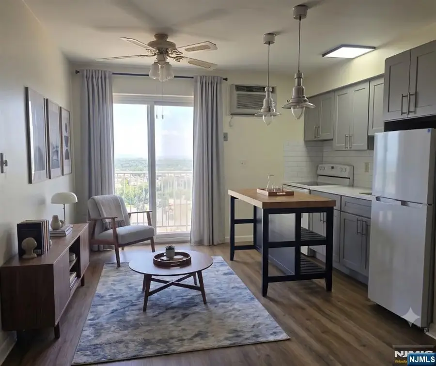 201 12th Street 19, Palisades Park, NJ 07650 - #2