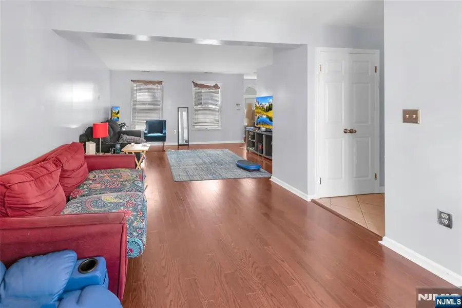 664 Irvington Avenue 6, Maplewood, NJ 07040 - #2