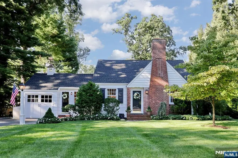 224 Van Houten Avenue, Wyckoff, NJ 07481 - #2