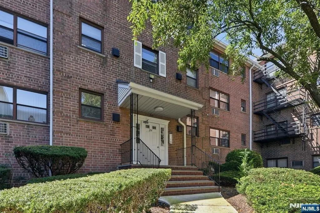 214 Prospect Avenue 143C, Hackensack, NJ 07601 - #1