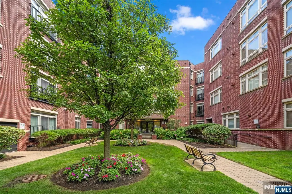 3310 Riverview Avenue 310, Englewood, NJ 07631 - #1