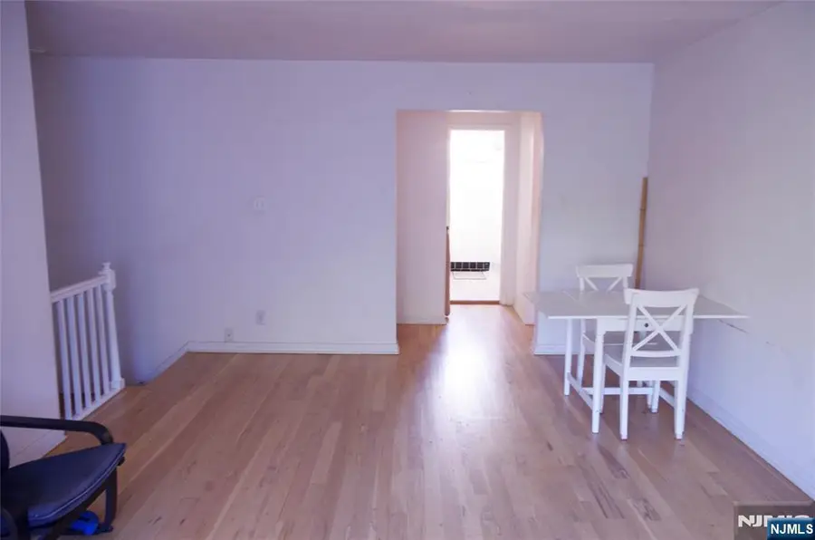 129 River Drive B, Elmwood Park, NJ 07407 - #3