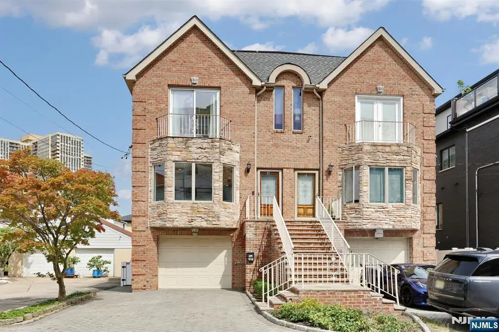 27 Lawton Avenue C0027, Cliffside Park, NJ 07010 - #1