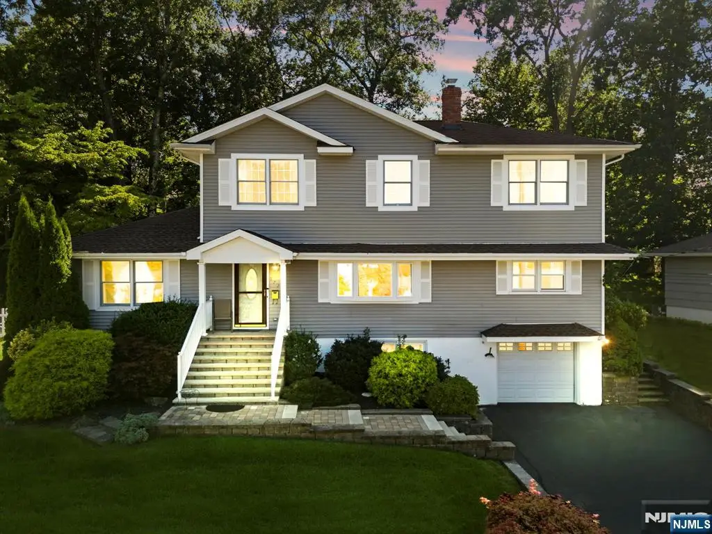 172 Rafkind Road, Bloomingdale, NJ 07403 - #1