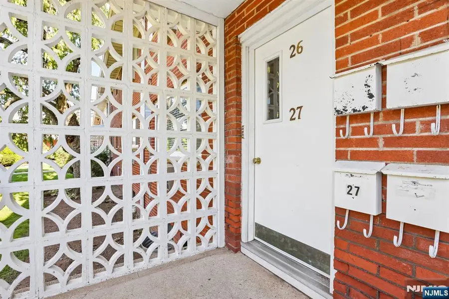 1315 Anderson Avenue 26, Fort Lee, NJ 07024 - #3