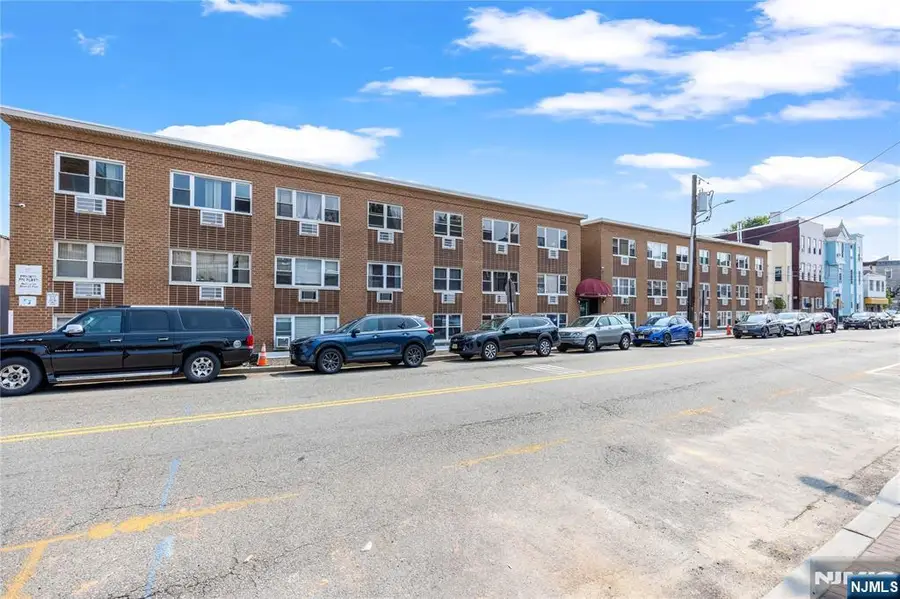 120 32nd Street 2B, Union City, NJ 07087 - #2