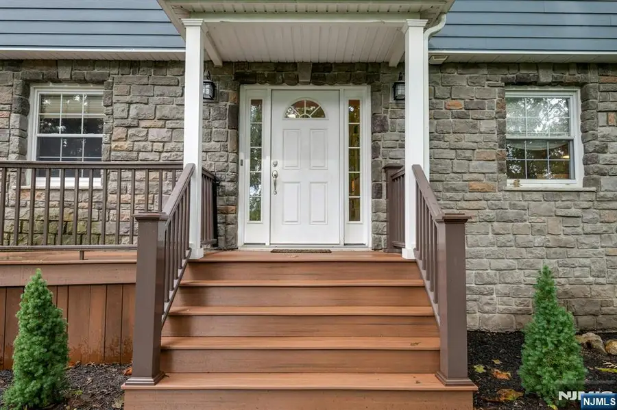 16 Rockledge Road, Montville, NJ 07045 - #3