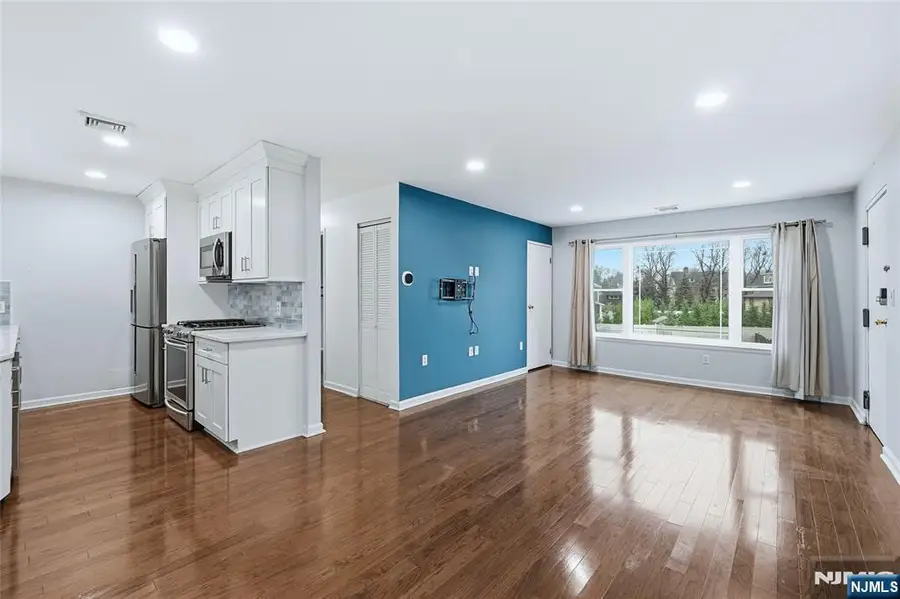 253 Park Avenue 305, Rutherford, NJ 07070 - #3