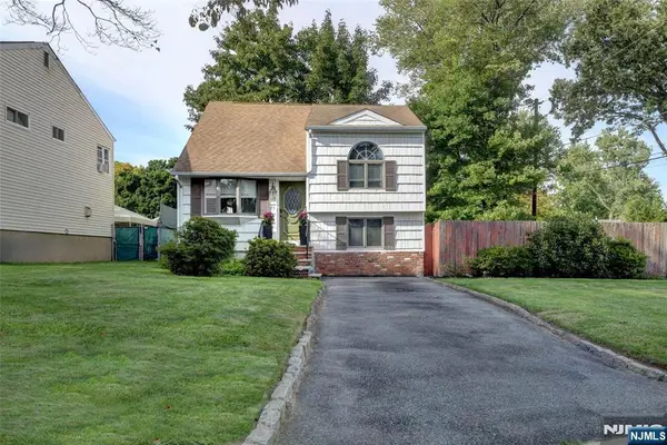 37 Bound Brook Road, Par-troy Hills Twp., NJ 07054