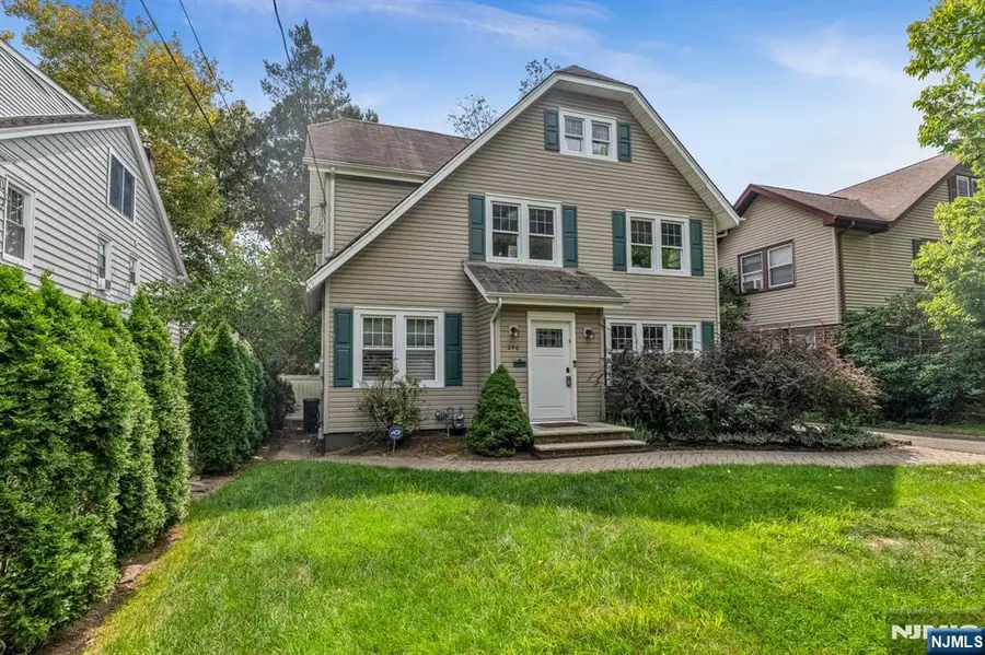 246 W Hudson Avenue, Englewood, NJ 07631 - #3