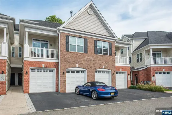106 Autumn Court, Little Falls, NJ 07424