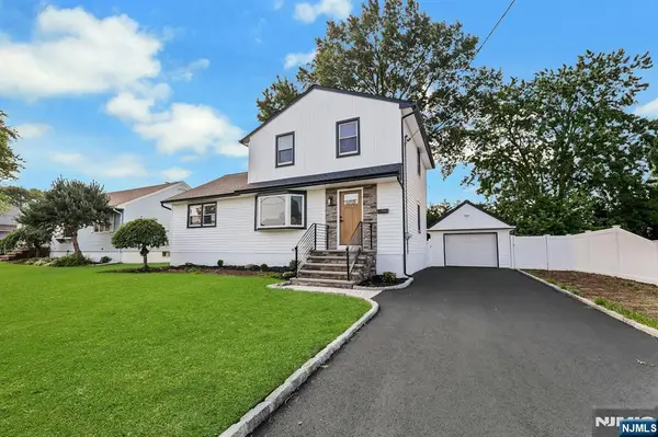 300 John Ochs Drive, Saddle Brook, NJ 07663