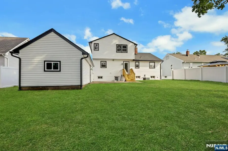 300 John Ochs Drive, Saddle Brook, NJ 07663 - #3