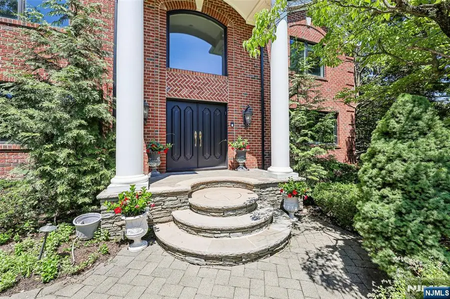 50 Blueberry Drive, Woodcliff Lake, NJ 07677 - #3