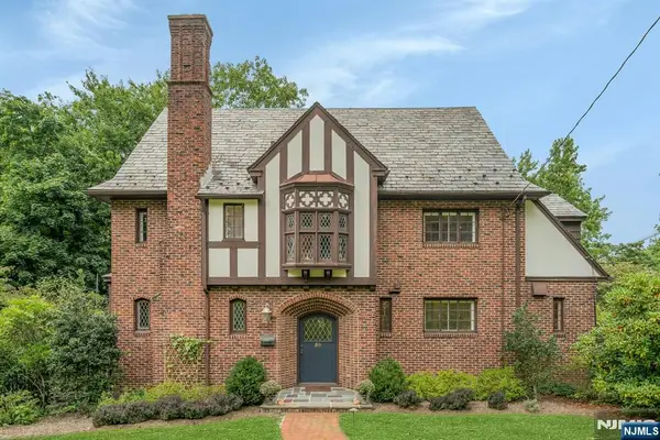 50 Afterglow Avenue, Verona, NJ 07044