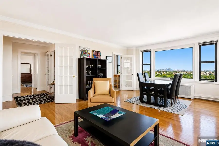 375 Mount Prospect 7DE, Newark, NJ 07104 - #2