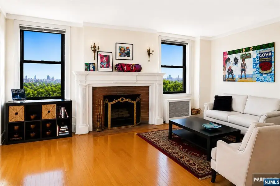 375 Mount Prospect 7DE, Newark, NJ 07104 - #3