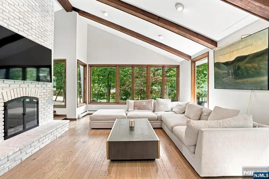 7 Sleepy Hollow Road, Saddle River, NJ 07458 - #2