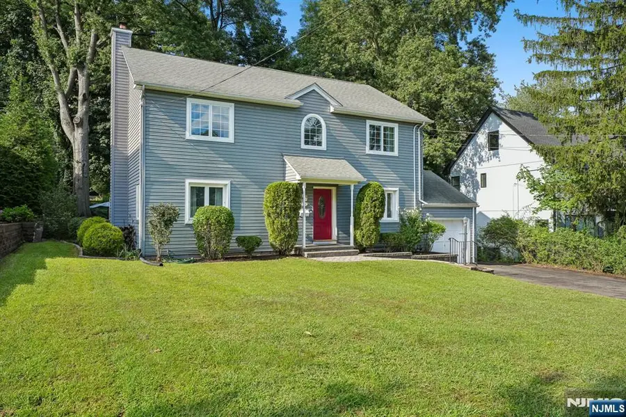 70 Gramercy Place, Glen Rock, NJ 07452 - #2