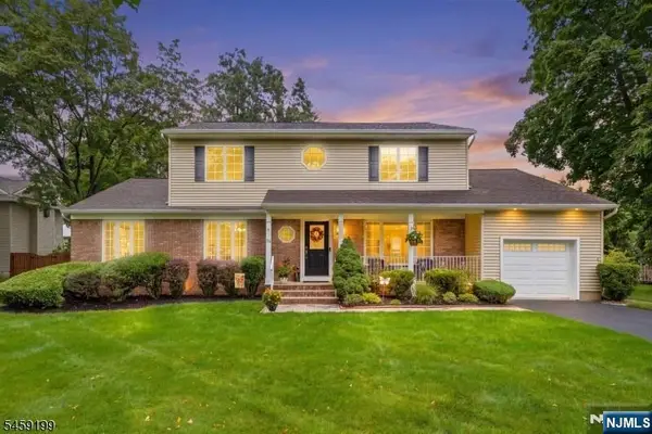 14 Daria Drive, Pequannock Township, NJ 07440