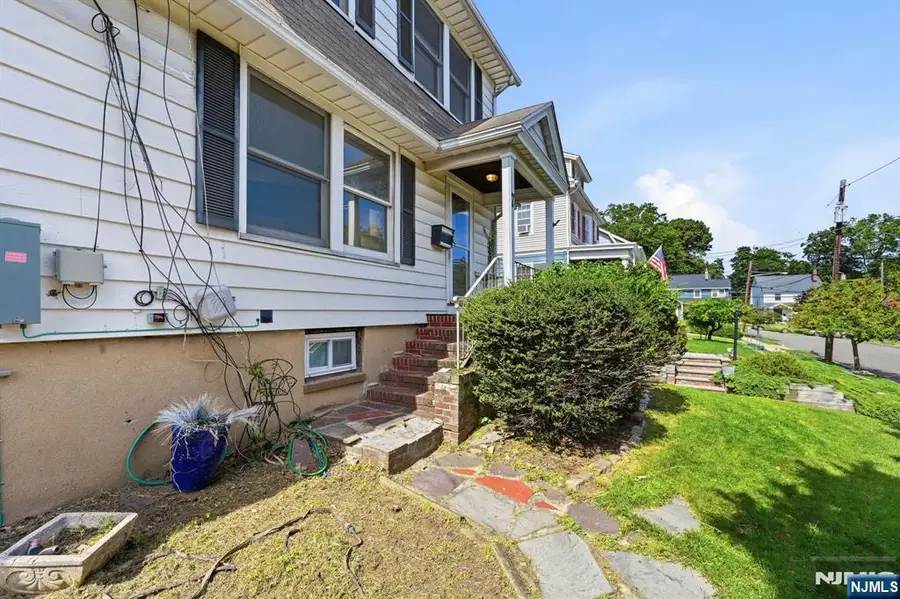 7 Harvard Terrace, West Orange, NJ 07052 - #2