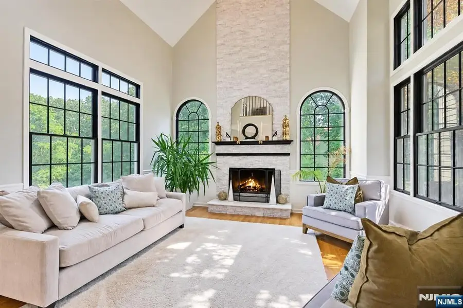 10 Pasha Court, Newfoundland, NJ 07435 - #3