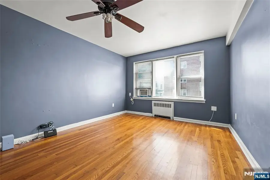 2520 Kennedy Boulevard 2C, Jersey City, NJ 07304 - #2