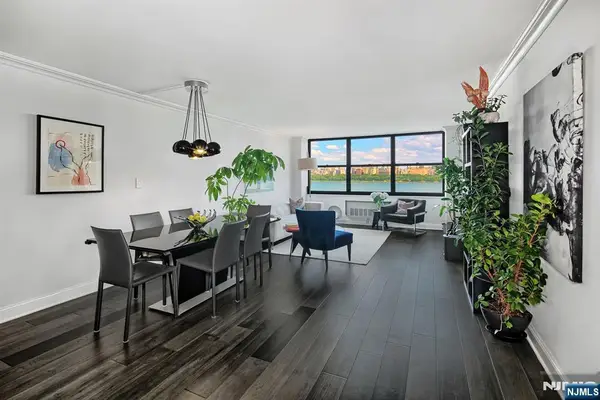 7004 Boulevard East 9M, Guttenberg, NJ 07093
