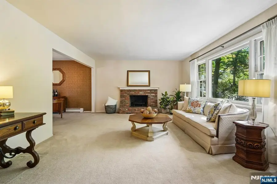 16 Darlene Terrace, Township Of Washington, NJ 07676 - #3