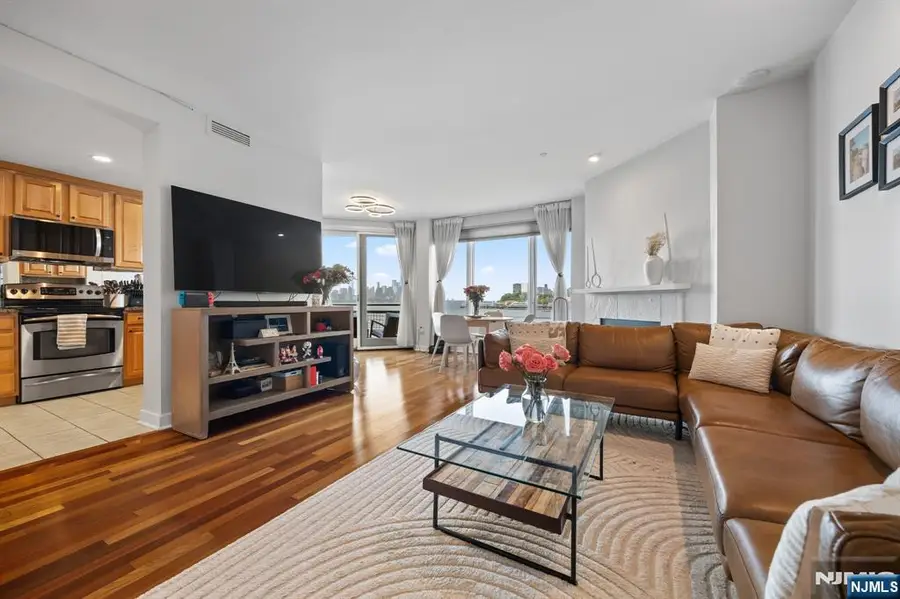 600 Harbor Boulevard 964, Weehawken, NJ 07086 - #2