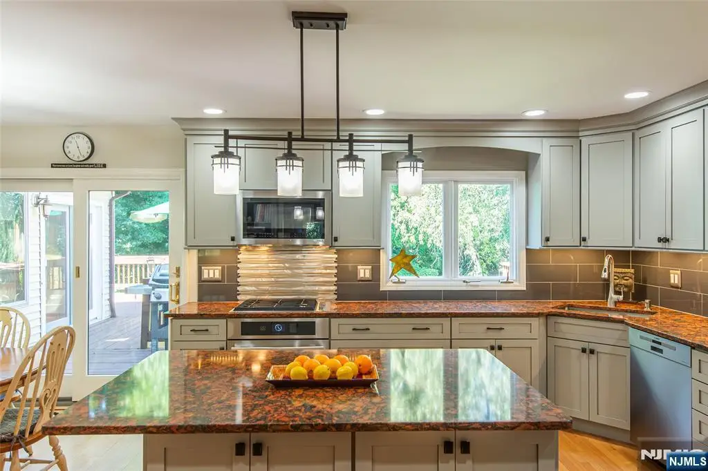 10 Weiss Drive, Montville, NJ 07082 - #1