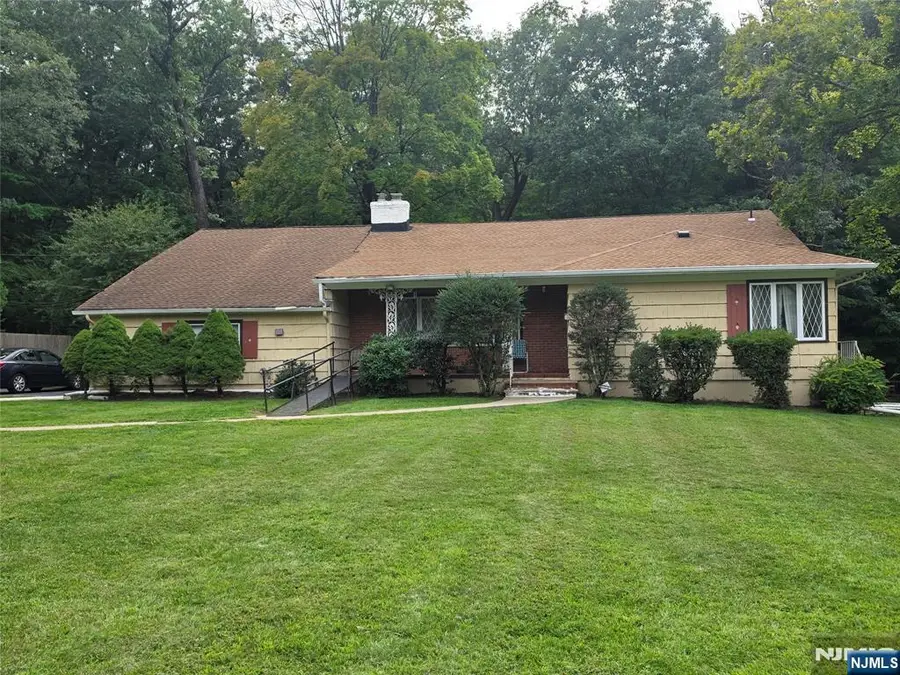 39 Greendale Road, Cedar Grove, NJ 07009 - #2