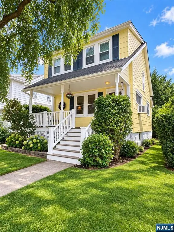 25 Edward Street, Bergenfield, NJ 07621 - #1