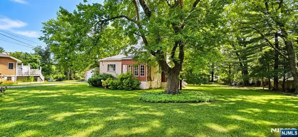 1486 Alps Road, Wayne, NJ 07470