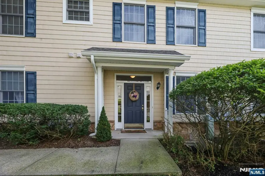 11 Pine Lake Terrace, River Vale, NJ 07675 - #3