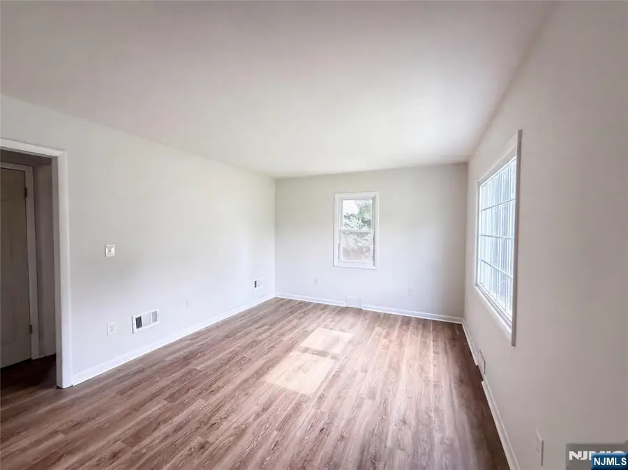 128 Catherine Avenue, Mahwah, NJ 07430 - #3