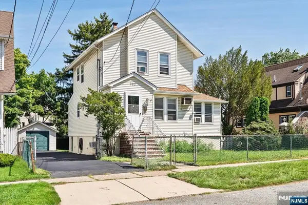 322 Kaplan Avenue, Hackensack, NJ 07601
