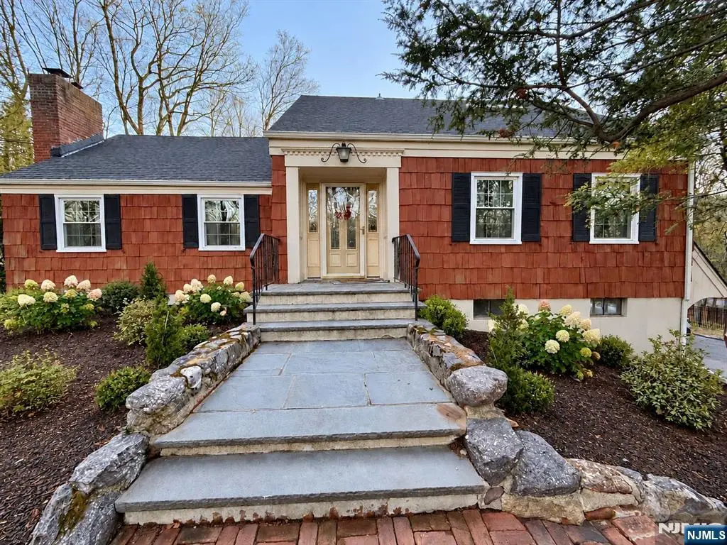 3 Gravel Hill Road, Kinnelon, NJ 07405 - #1
