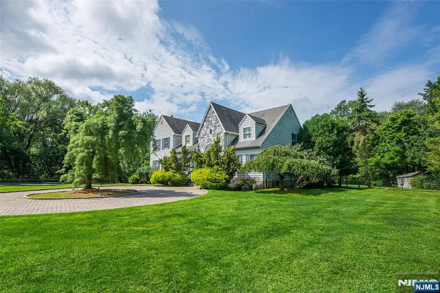 2 Blueberry Court, Mahwah, NJ 07430 - #2