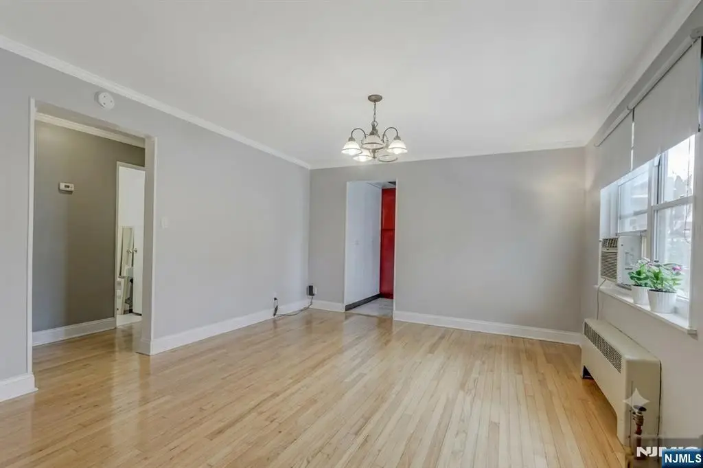 370 Esplanade 21, Hackensack, NJ 07601 - #1